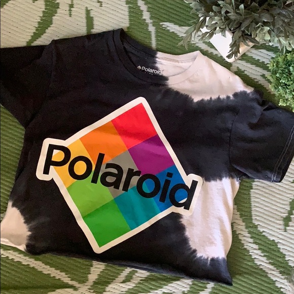 Polaroid Graphic Crop Tee - Picture 5 of 5